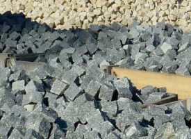pavé granit gris foncé portugais