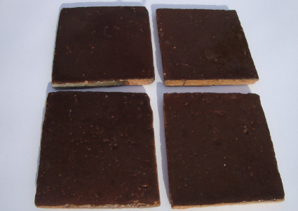 tomette terre cuite emaillee marron