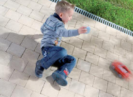 pavé béton tambouriné sable jaune dolomie samba